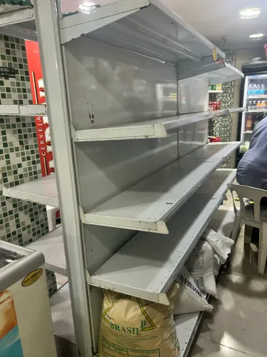 Gôndola Central de Aço Dupla Face (Branca) - Reforçada - 1,75m Altura