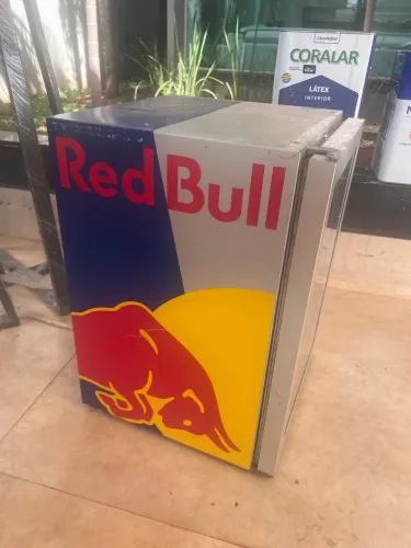 Frigobar Expositor Red Bull Original - Porta de Vidro