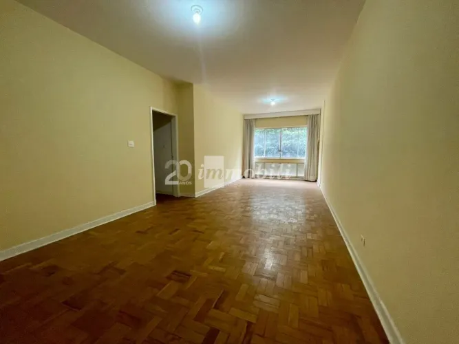 PROXIMO DA PRAÇA BUENOS AIRES