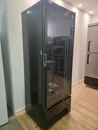 refrigerador expositor de bebidas 403L pronta entrega