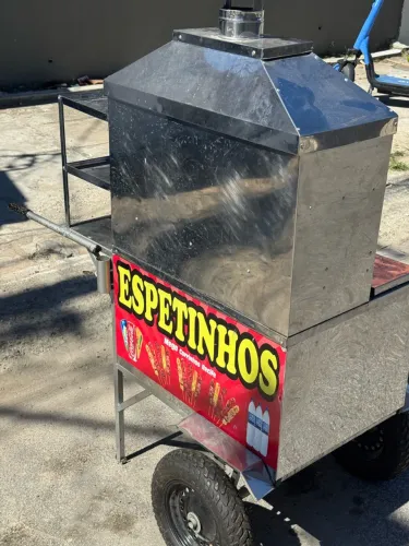 Carrinho de churrasco