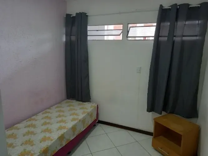 Quarto para alugar em Stella Maris para homem não fumantes, sem animal .