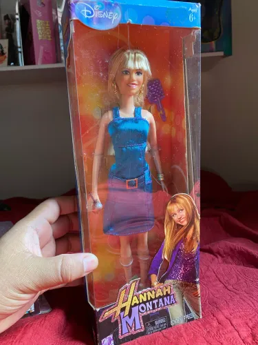 Boneca Hannah Montana
