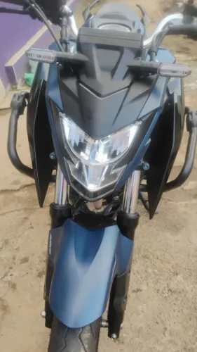 Cb 300f