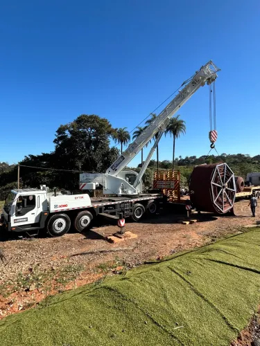 GUINDASTE XCMG 70T MOTOR MERCEDES