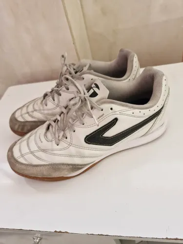 Chuteira futebol salão Topper