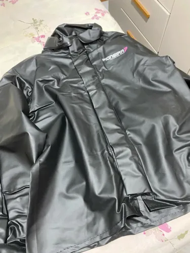Vende-se capa de chuva 
