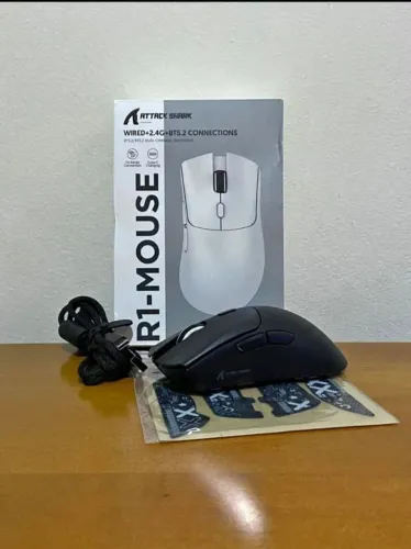Mouse R1 Attack shark 