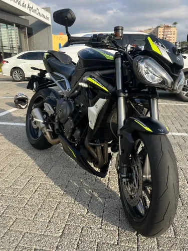 Street triple 765 RS 2022