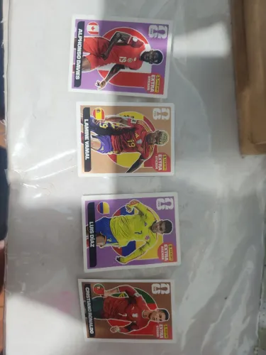 Figurinhas da copa legends