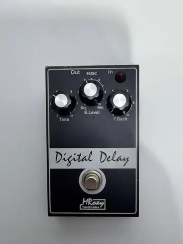 Pedal guitarra Digital Delay MRoxy Handmades