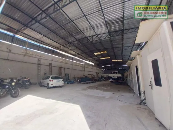 Galpão para alugar, 680 m² por R$ 8.000/mês - Paupina - Fortaleza/CE