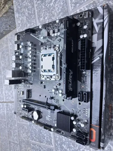 (Temcupom) Kit AM5 Ryzen 5 7600 + 16gb memória ram + placa mãe + cooler