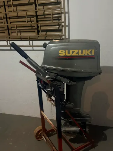 Motor suzuki 25hp