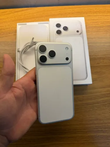 iPhone 17 pro Max 