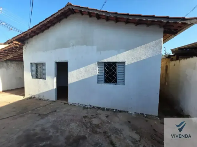 Imóvel para aluguel possui 80 metros quadrados com 2 quartos em Setor Morada do Sol - Goiâ