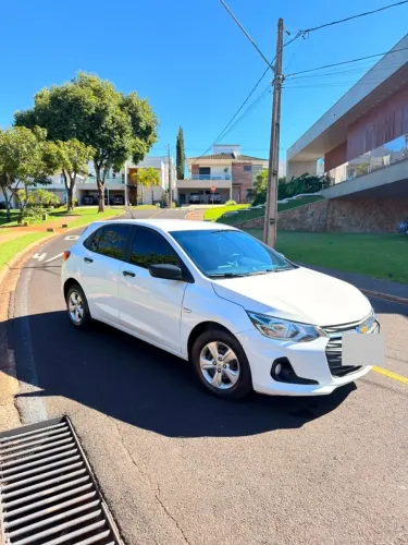 Chevrolet Onix Hatch 1.0 12V Flex Mec. 4P 2024
