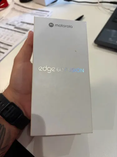 Caixa Motorola Edge 60 Fusion