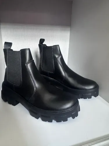Bota tratorada
