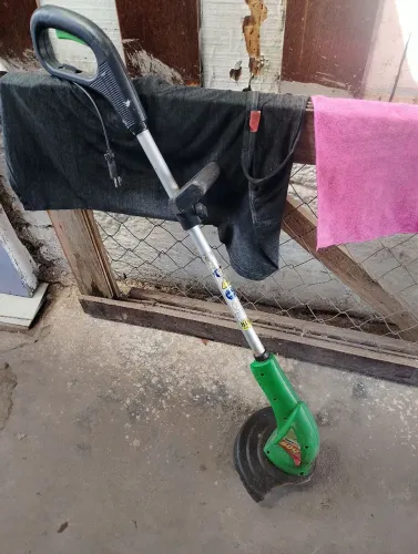 Vendo aparador de grama no precinho 