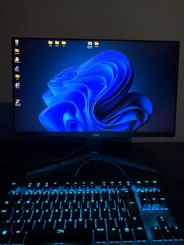 Monitor Gamer AOC Speed, 24 Pol, 75Hz - Ótimas condições