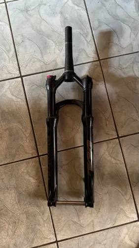Suspensão manitou machete 