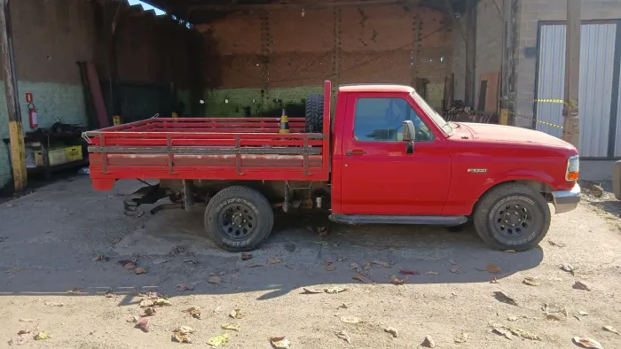 Ford F-1000 XL 2.5 HSD Diesel TB 1997