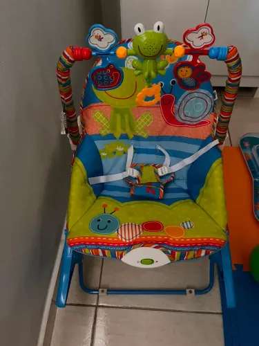 Cadeirinha Descanso e Balanço Bebe Musical Maxi Baby Até 18kgs Azul Vibratória