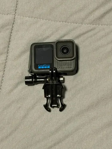 Câmera de Ação GoPro HERO 13 Black 4K - Com Suporte de Engate Rápido