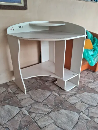Mesa para computador, escrivaninha..