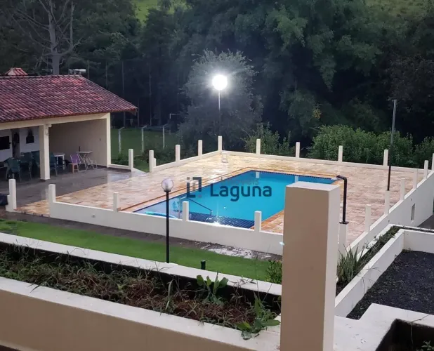 Casa Alto Padrão Recanto da Cachoeira - Lindóia