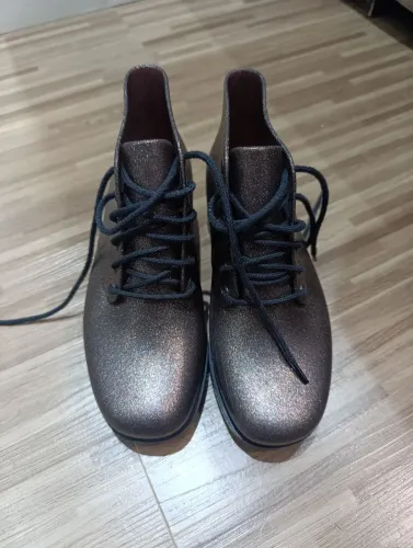 Bota melissa com glitter  tamanho 30