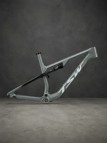 QUADRO TSW FULL QUEST CARBON 19