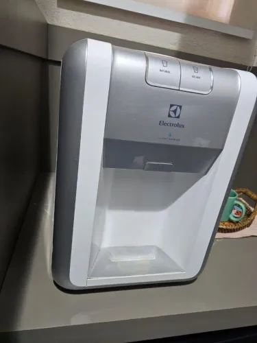 Bebedouro para galão de água - Electrolux Turbo Água Gelada WD20C
