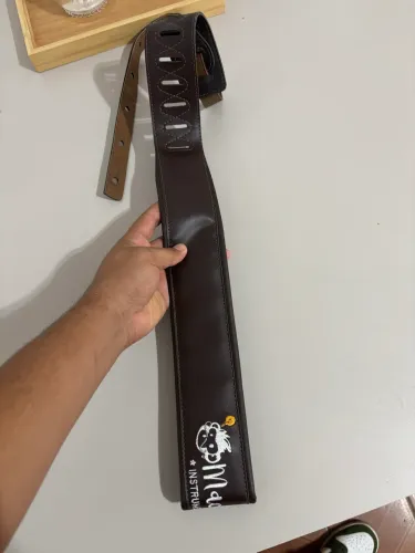 Correia para violão