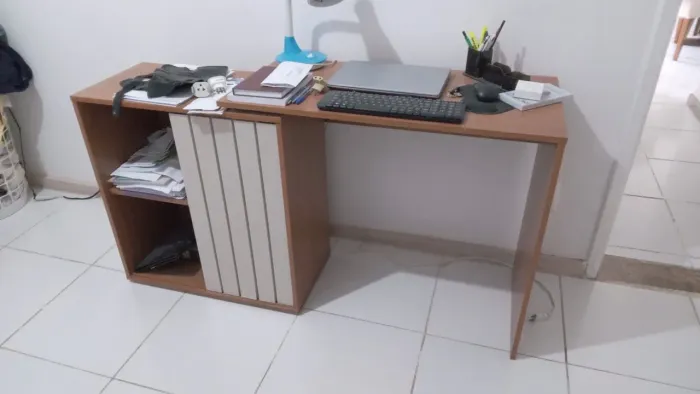 Escrivania para estudos