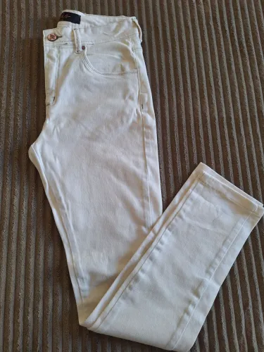 Calça feminina  tamanho 40