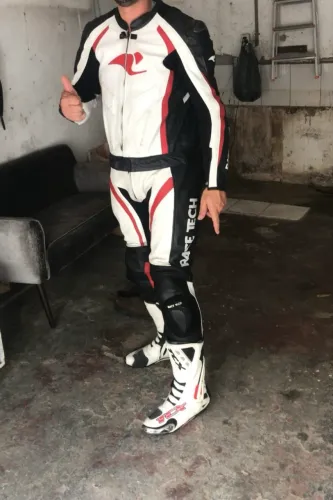 Macacão motoqueiro 