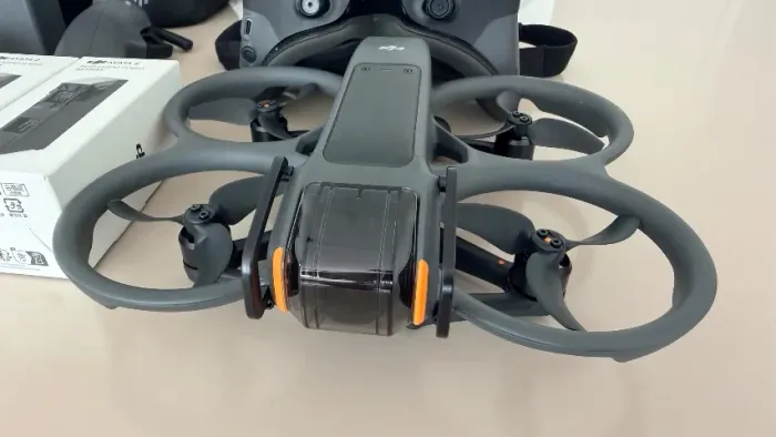 Vendo DJI Avata 2 Fly More Combo