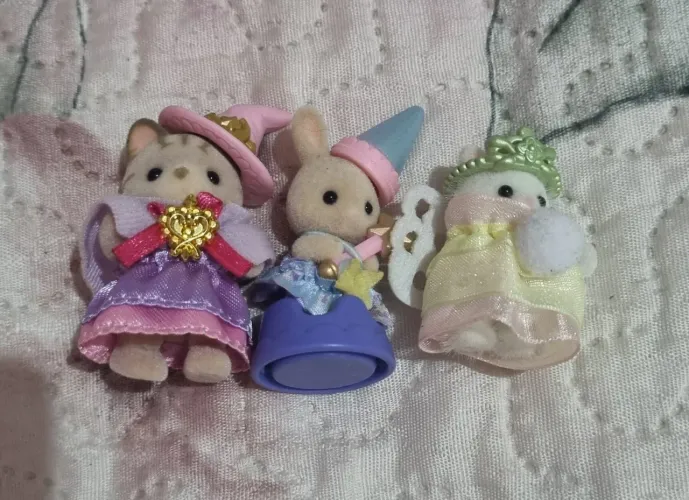 Trio sylvanian families