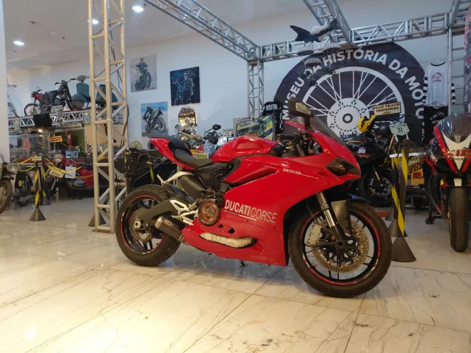 Ducati Panigale 959. Cowboy Bikes Motors 
