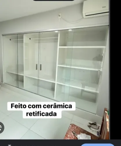 Móveis planejados em porcelanato, cerâmica retificada, ou cerâmica simples para sua casa