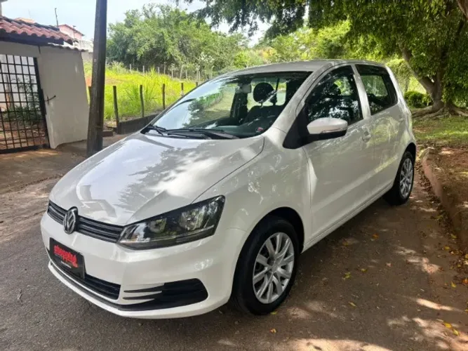 Volkswagen Fox Trendline 1.0 Flex 8V 5P 2015