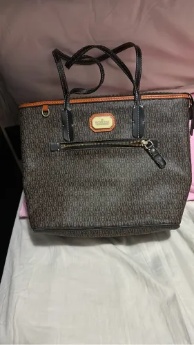 Vendo bolsa Victor Hugo original