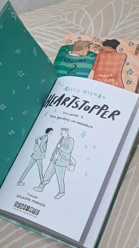 Livros Heartstopper vol. 1 e 2