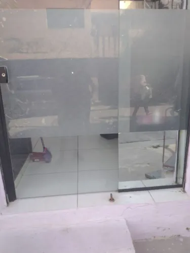 Aluga se um salão  pequeno  para corta cabelo  ou fazer unha
