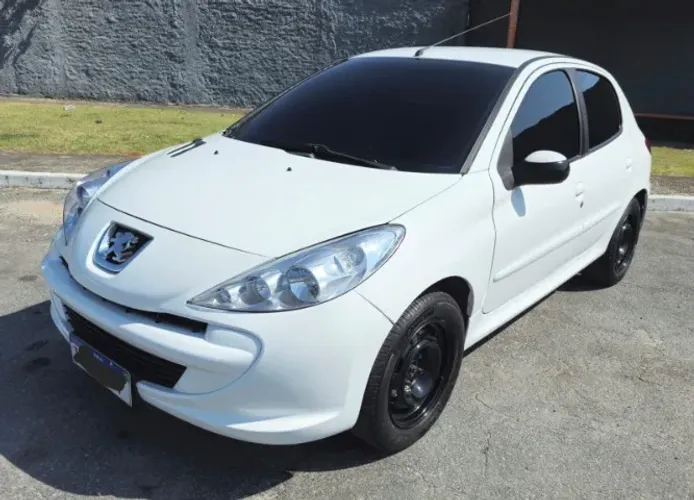 Peugeot 207 Active 1.4 Flex 8V 5P 2014
