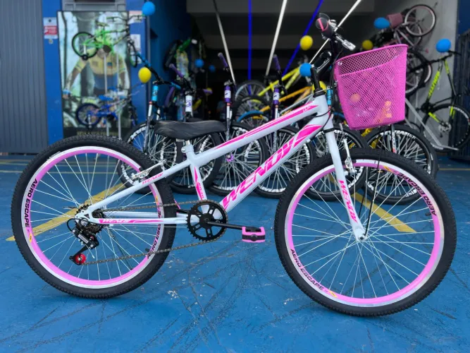 Bicicleta aro 24 com marcha - Branca com rosa