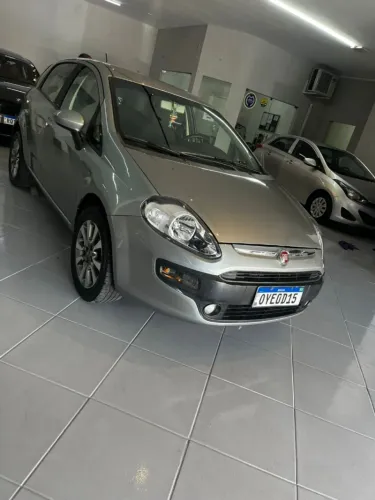 Fiat Punto Attractive 1.4 Fire Flex 8V 5P 2014