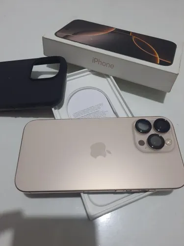 Iphone 16 pro max 256GB perfeito estado 